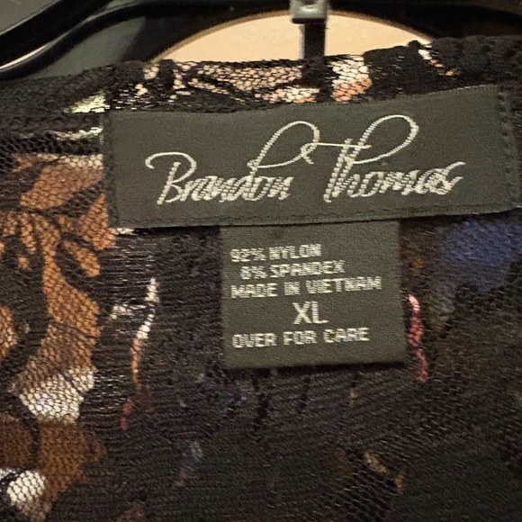 Brandon Thomas Black Lace Robe - Picture 2 of 2